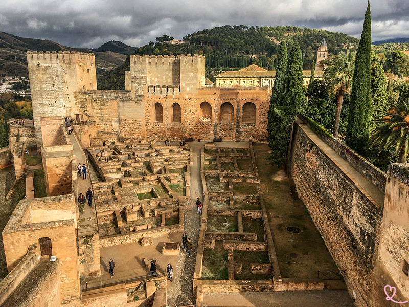 Visita all'Alcazaba all'interno dell'Alhambra di Granada